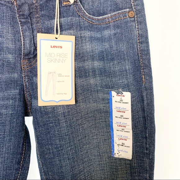 NWT- Levi’s Mid-Rise Skinny Jeans - Picture 3 of 7